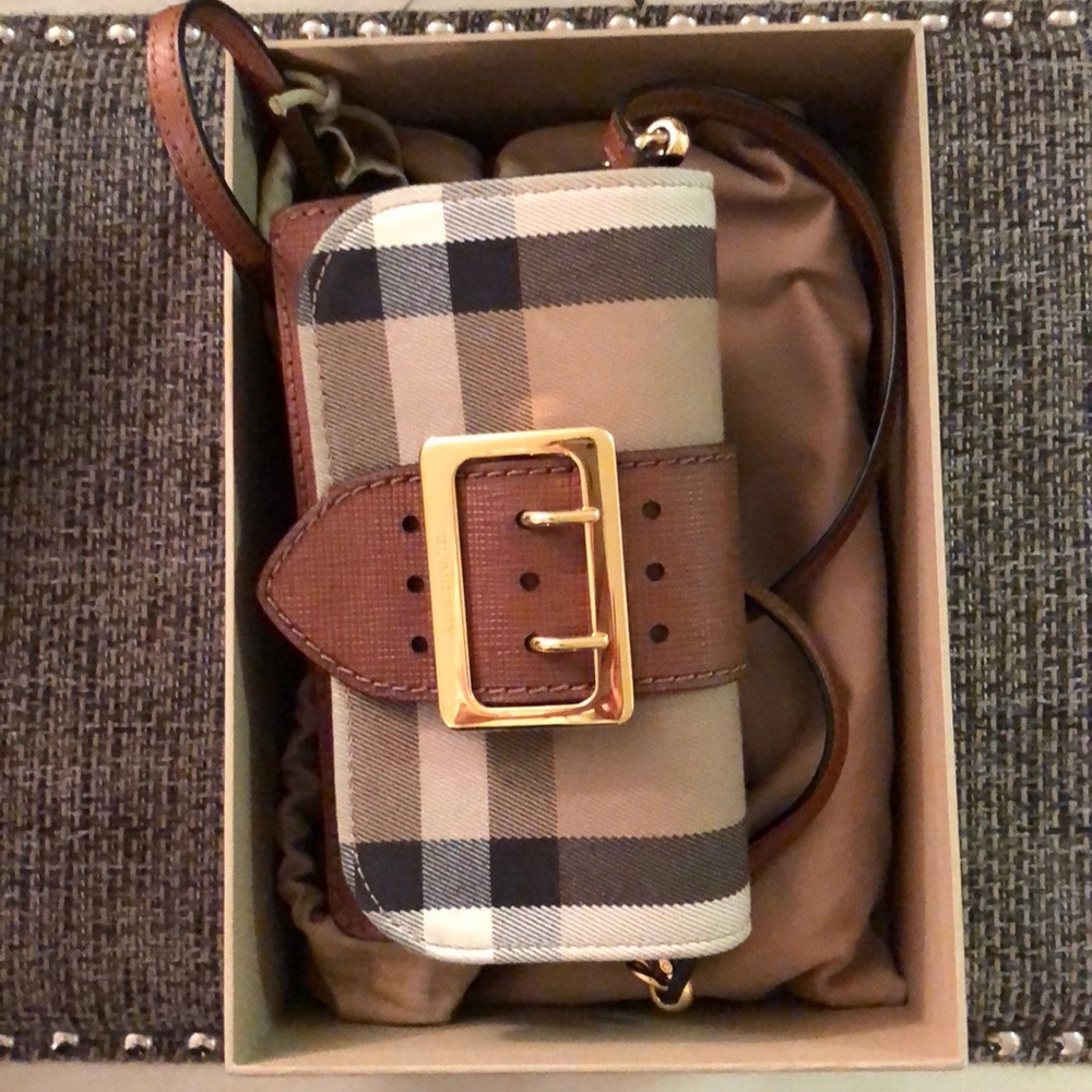 Burberry crossbody bag